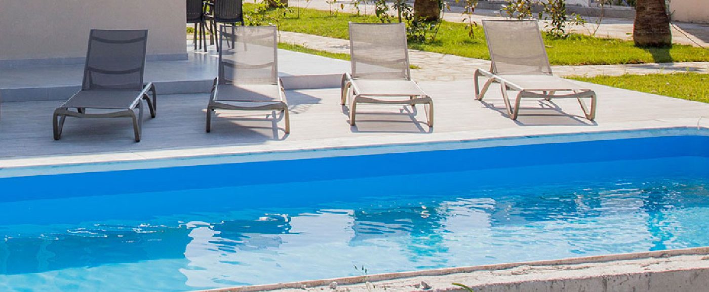 External Swimming Pool
